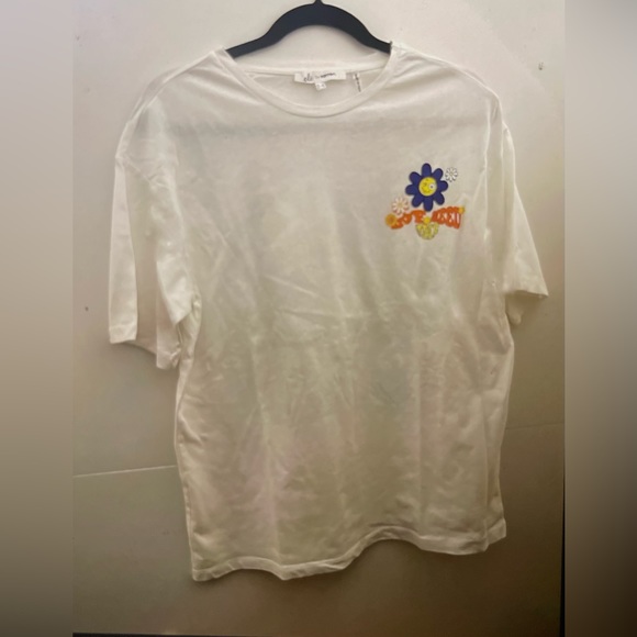 KOTON White Tee With a Colorful Flower Design in the Back Size Small! - Picture 1 of 2